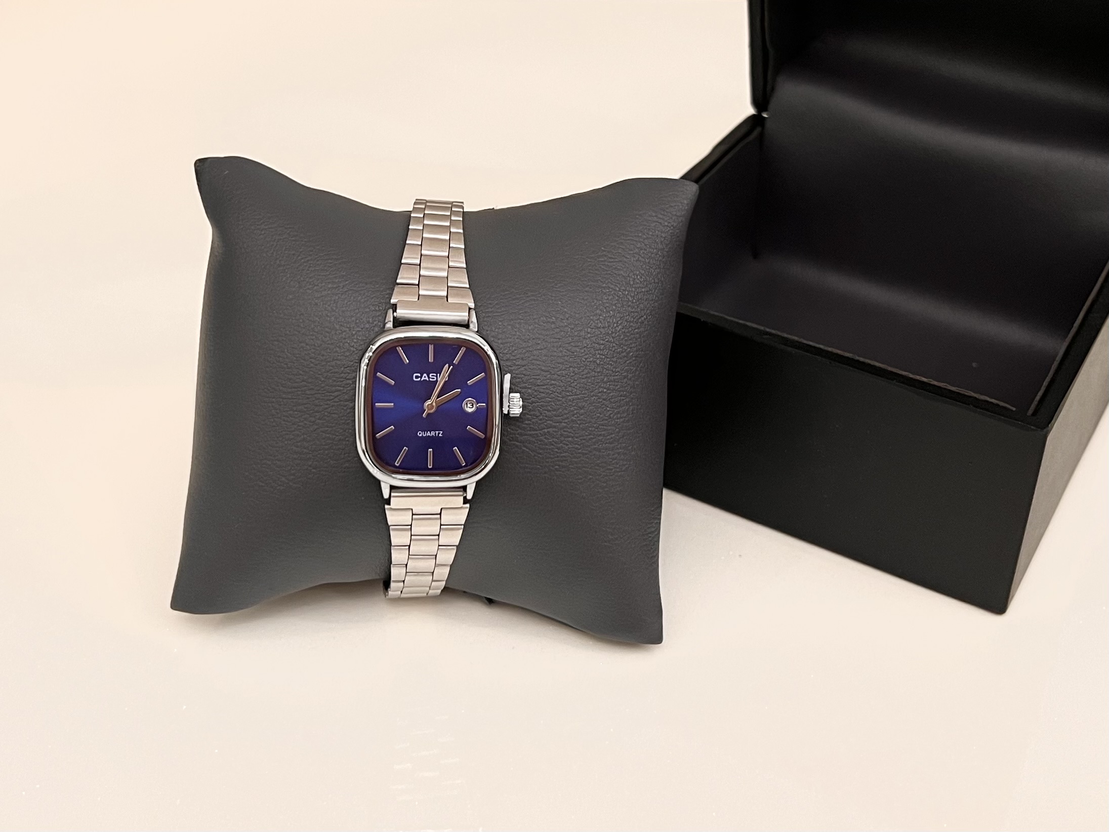 ساعت بند استیل زنانه برند کاسیو CASIO